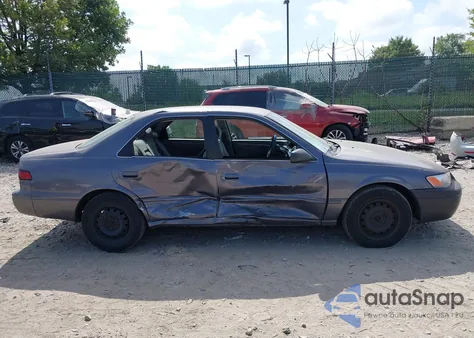 1998 Toyota Camry Le V6 из США, поврежденный, VIN 4T1BF22K9WU065914